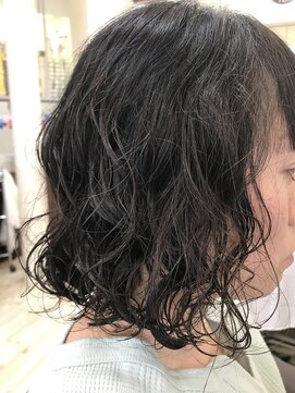 ヘアメイク スプラッシュ(Hair Make Splash) ミディアムゆるウエーブ
