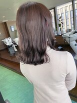 ビアージュ(Viage)&nbsp;:外ハネミディ　:ラベンダーアッシュ　:ラベンダーベージュ