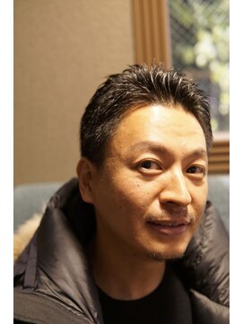 ザエバナンスクラブ 白金(THE EBANANS CLUB) 刈り上げショートスタイル