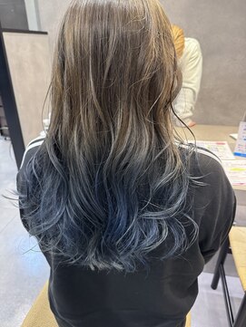 アチーブリス(achieve Liss) グラデーションカラー外国人風なみなみウェーブスモーキーカラー