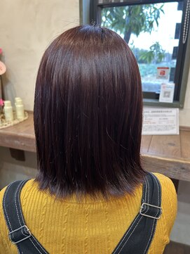 スリー バイ ザサロンフジサワ(THREE by the salon fujisawa) レッドカラー＋ミディアムボブ