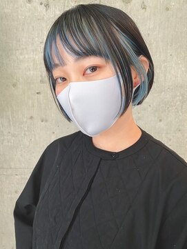 サクラ オモテサンドウ(SAKURA) インナーカラーブルー×切りっぱなしボブ　表参道