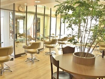 ビゼン 東伏見本店(hair make BIZEN)の写真/《東伏見駅徒歩1分》丁寧なカウンセリングと高い技術であなたの理想のstyleをご提案。満足のいく仕上がりに