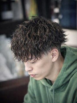 ジ オブスキュア ヌヴォー(THE OBSCURE NOVEAU) 波巻きスパイラルパーマ