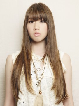 アーツ 新宿(arts) ナチュラルロングストレート 30代40代50代