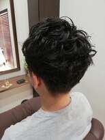 アローナ(Arona)&nbsp;メンズツーブロックトップポイントパーマスタイル