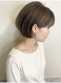ショートボブ　ハイライトアッシュベージュ　　schritt mutsuki