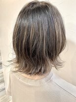 フゥカ 売市店(fuka)&nbsp;ハイライトグラデーション　ホワイトグラデーション