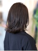 20代30代大人かわいい暗髪ナチュラルロブヘアー美肌