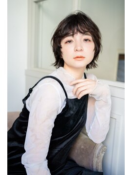マグノリア オモテサンドウ(MAGNOLiA Omotesando) 顔まわりのカットでイメチェンショートボブ・・・HINATA