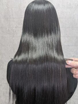 ラックスビーギャラリー なんば駅前店(LUXBE GALLERY) 黒髪/グレージュ/ミルクティーベージュ/髪質改善【難波】