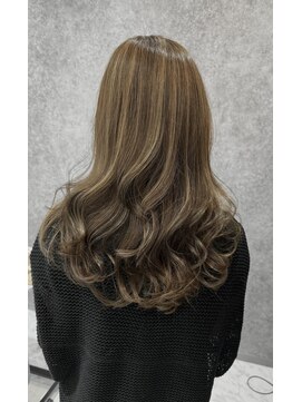 ダイアモンズ(DIAMONDS) ~トレンド!ハイライトで魅力アップ~