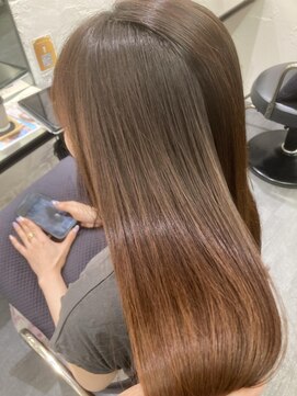 フィグバイアルテフィーチェ(fig by artefice) 高濃度水素ホリスティック縮毛矯正