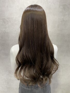 ルノン フィージュ(LUNON fieju) 黒髪クラゲヘアーオリーブグレー小顔ココアベージュ