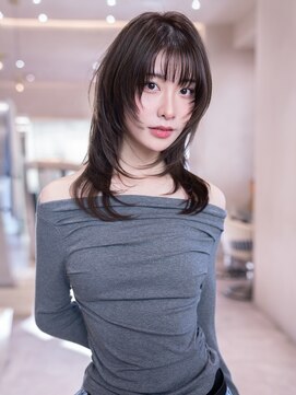 ハバナ 新宿(HAVANA) ミディアムレイヤーカットx大人ガーリー前髪顔周りレイヤー