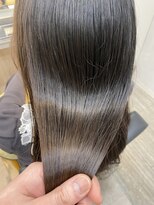 プリューム(PLUME)&nbsp;カット+髪質改善オッジィオットトリートメント