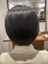 アミカ シーモール店(Amica) 前下がりボブ
