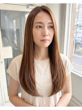 零秒女髪 千里丘店 透明感ある艶カラーで魅せる艶髪ロングスタイル髪質改善艶感
