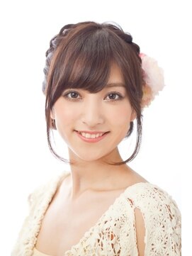 バイロン(VAIRON) お呼ばれアップ