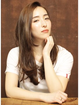 シアンデルカ(CYANDELUCCA) 大人のツヤ感ロング