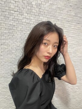 ブリッサ ヘアー(brisa hair) エギョモリ ブリーチカラー シャドールーツ 韓国風 ロング