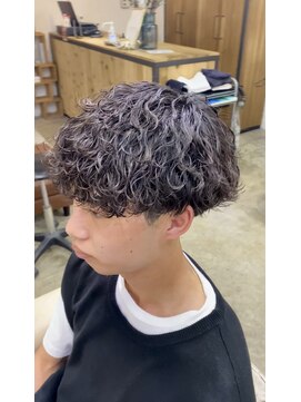 エルオム(EL.HOMME) 波巻きクリームパーマ/刈り上げマッシュ