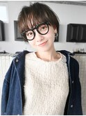 小顔黒髪マッシュショートグレージュカラー20代渋谷原宿神宮前