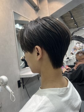 ゼロ 渋谷(XeRo) しっかり収まりダウンパーマ