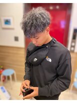 銀座マツナガ 神田店&nbsp;メンズ無造作フェード束感ツイストスパイラルショートストリート