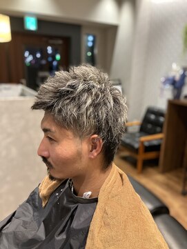 ホリミヤ(HORIMIYA) スパイキーショート　ホワイトメッシュ