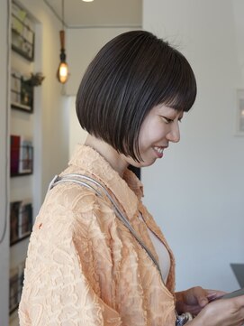 ポーズサロン(PAUSESALON) 切りっぱなしボブ