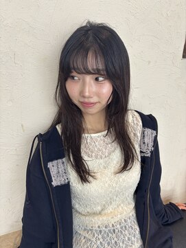 アローム(alom) イメチェン/ホワイトブロンド/外ハネボブ/美髪/茅ヶ崎