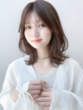 ティファ 二子玉川(Tiffa) 大人ガーリー/ダークアッシュ/似合わせカット［二子玉川］