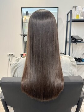 ベル 新宿店(Vel) 【Vel/けいや】美髪矯正特化/年代問わずどんな髪でも理想の艶髪