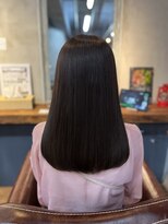 スローネ(THRONE)&nbsp;髪質改善酸性ストレートで艶髪／20代30代40代／新宿