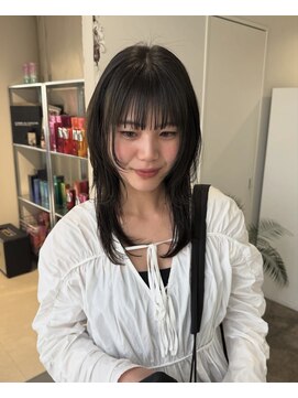 エイチ(H) タッセルボブウルフボブマッシュウルフミディアムヘアカラー