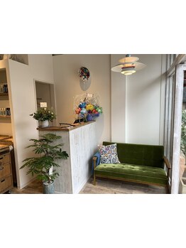 【柏駅】大人女性に大人気の落ち着いた雰囲気が自慢。ゆったりとしたプライベート空間でサロンタイムを＊