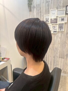 フィアート ヘアドレッシング サロン(Fiato Hairdressing Salon) ナチュラル美シルエットショート