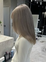 シア(XIA) ミルクティーベージュ