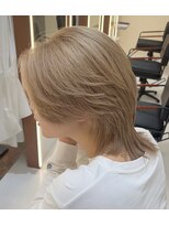 ラ ポルト ドゥ サワ(La Porte de SAWA) 中性ウルフ×ミルクティーブロンド【長野/ブリーチ/ブロンド】