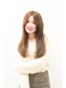 エメリヘアー(Emeli Hair) 潤いアッシュの重めロング