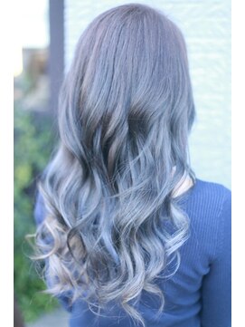 バフォ(BAЖHO) ブルーグレー×ミディアムロング