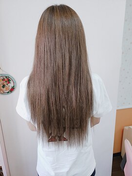 美容室イーナ(e na) エクステでロングに♪