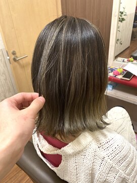 ヘアーメイクパーソナル ベースカラー暗めで更に際立つバレイヤージュ★