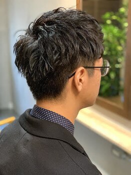 ウラロージュ(uraloge)の写真/【桜川徒歩1分◆半個室あり】男性Stylist在籍◆再現性の高いカットが◎落ち着いた空間でリラックス♪