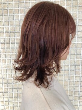 アルム(hair salon Alum) 『 コーラルピンク×動きレイヤー 』オレンジ系ピンクカラー♪