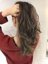 リリー シンジュク(Lilly)&nbsp;【Lilly新宿】とろけるような透け具合、ブラウンアッシュ