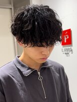 リップス 栄(LIPPS)&nbsp;波巻きスパイラル無造作パーマツーブロックイメチェン刈り上げ