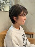 丸みショート × オリーブグレージュ