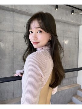 ウェイズ トウキョウ(Ways TOKYO) ロングヘアの色っぽベージュ